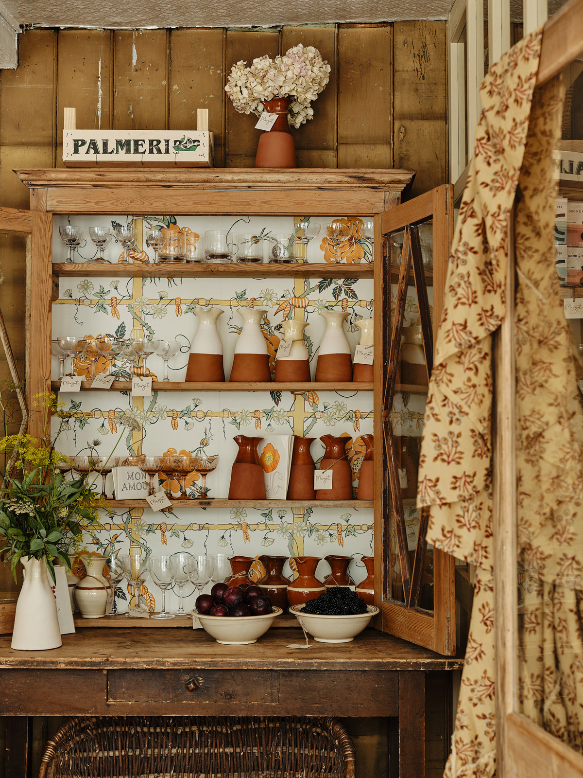 Wall Cupboard