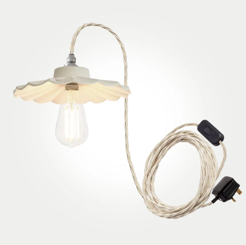 Ceramic plug-in light, off white